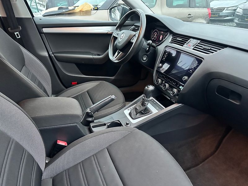 Škoda Octavia (2019) 1.5TSi DSG,  PO SERVISU - fotka 6 z 17