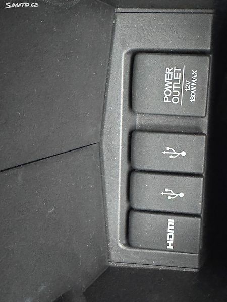 Honda CR-V 1.6 i-DTEC 1.maj ČR DPH NEHAV. - fotka 22 z 28