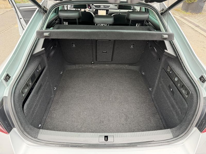 Škoda Superb 2,0TDi 147kW 4x4 automat navi  - fotka 17 z 17