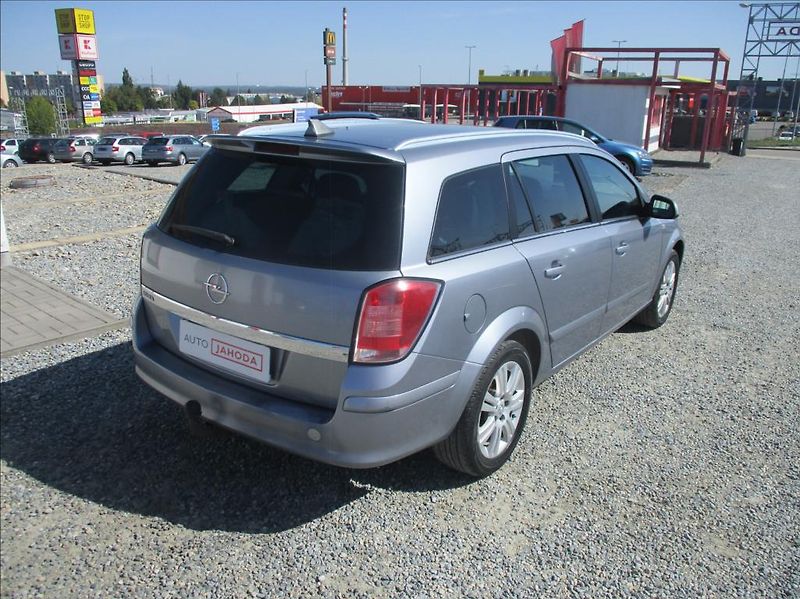 Opel Astra 1,6 i,aut.klima,serv.kniha, - fotka 8 z 41