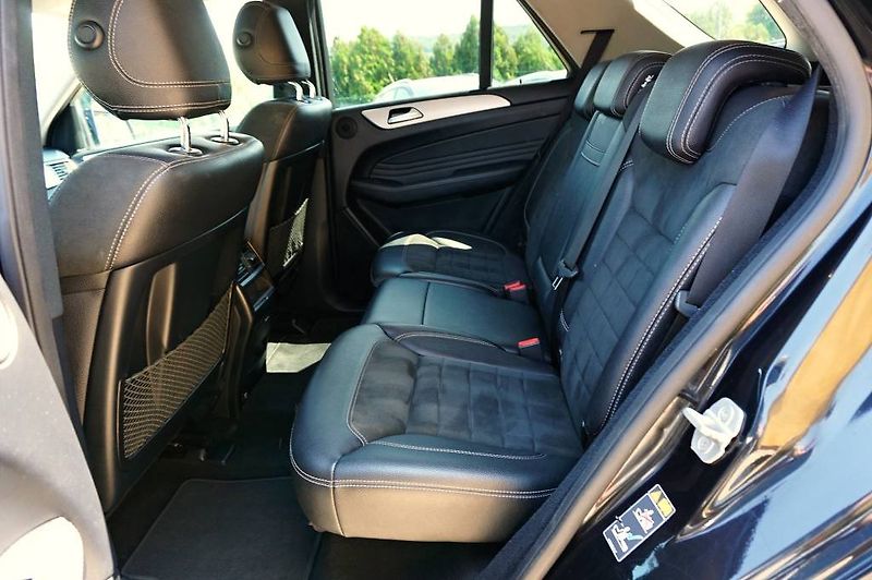 Mercedes-Benz Třídy M (2013) 350 4 MATIC 3,0 CDI 190 kW - fotka 26 z 69