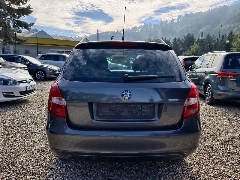Škoda Fabia KOMBI 1.9 TDi 77kW  - fotka 5 z 10