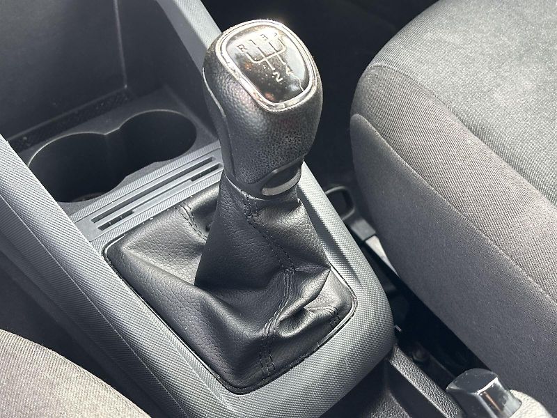 Škoda Fabia (2022) Combi Tour 1.0 TSI Active - fotka 14 z 23