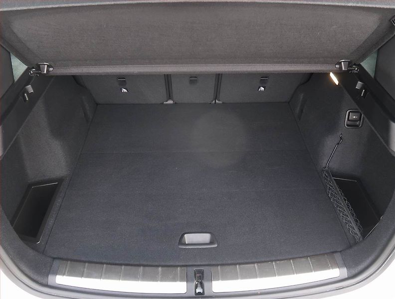 BMW X1 (2022) M Sport xDrive18d, M-Paket - fotka 14 z 27