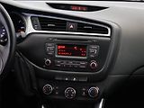 Kia Ceed (2015) 1.6 CRDi, Tempomat - náhled 10