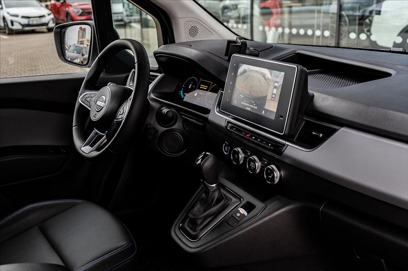 Nissan Townstar 0,0 EV VAN 45 kWh L2 TEKNA - fotka 31 z 33