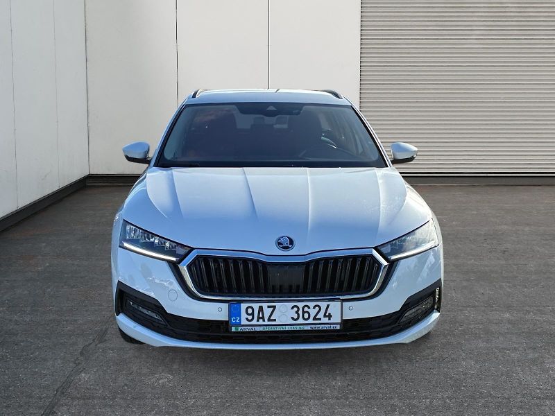 Škoda Octavia (2023) AMBITION 1.5e-TEC 110kW DSG CZ - fotka 2 z 11