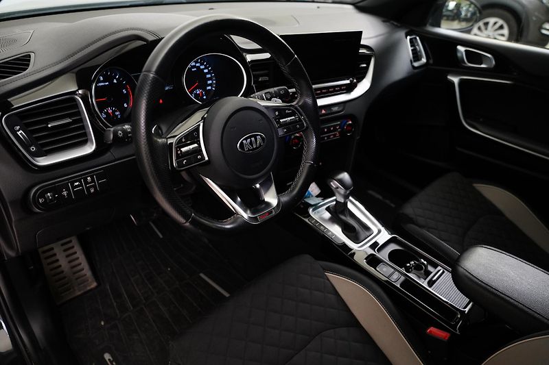 Kia Ceed - fotka 6 z 6