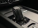 Volvo XC60 B5 AWD R-DESIGN AUT CZ - náhled 28