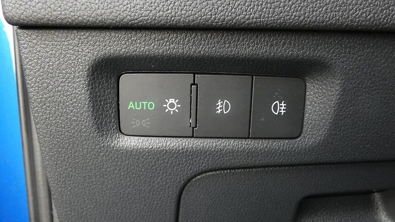 Škoda Octavia Combi 1.5 TSI 110kW DSG Ambiti - fotka 10 z 22