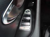 Mercedes-Benz Třídy E (2021) E 220 d 4MATIC - náhled 16