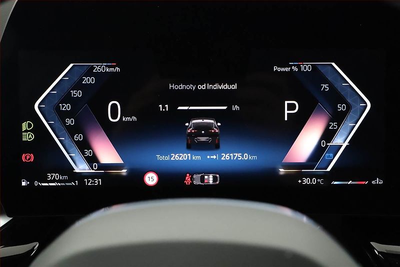 BMW X2 (2024) sDrive20i - fotka 13 z 20