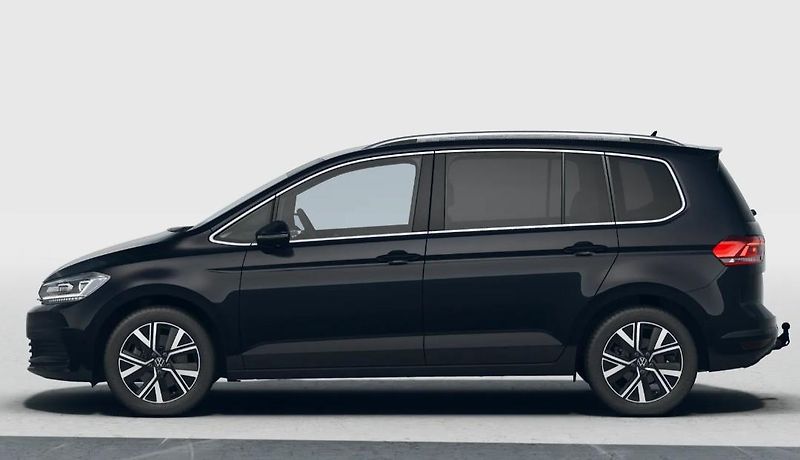 Volkswagen Touran People 1,5 TSI EVO 7DSG 110kW - fotka 2 z 8