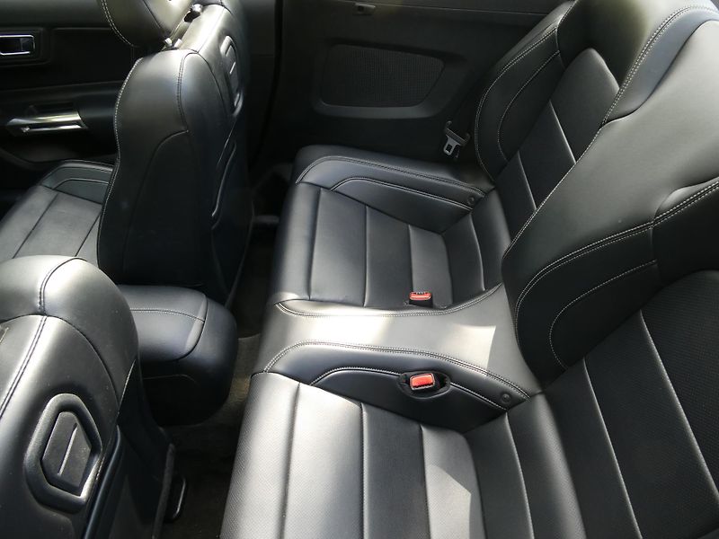 Ford Mustang (2015) kabriolet - fotka 14 z 36
