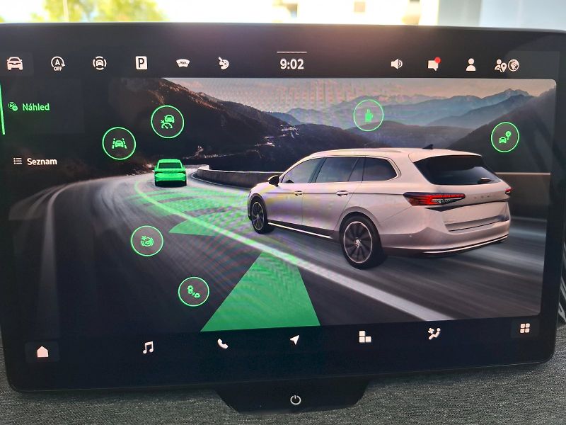 Škoda Superb (2025) COMBI SELECTION TD 110/2.0 A7F - fotka 29 z 41