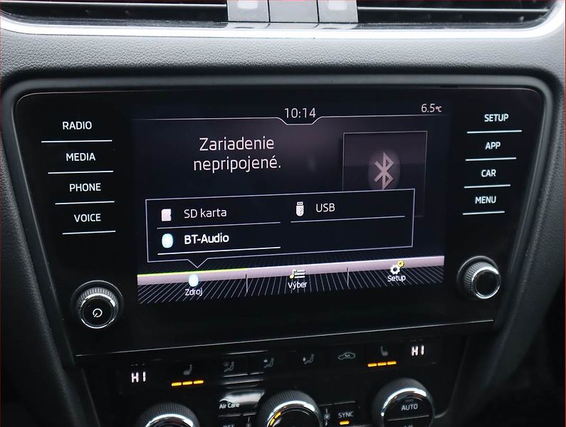 Škoda Octavia (2019) 1.6 TDI, Automat, Serv.kniha - fotka 17 z 19