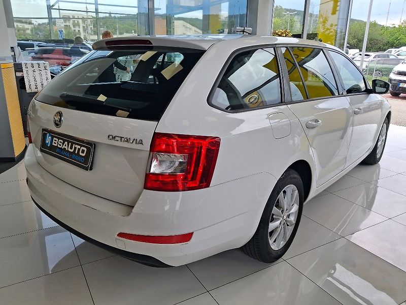 Škoda Octavia 1.6TDI 66kW 2015 - fotka 6 z 14