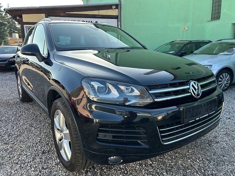 Volkswagen Touareg (2014) 3.0 TDi 150 KW SERVISNÍ KNIHA - fotka 3 z 37