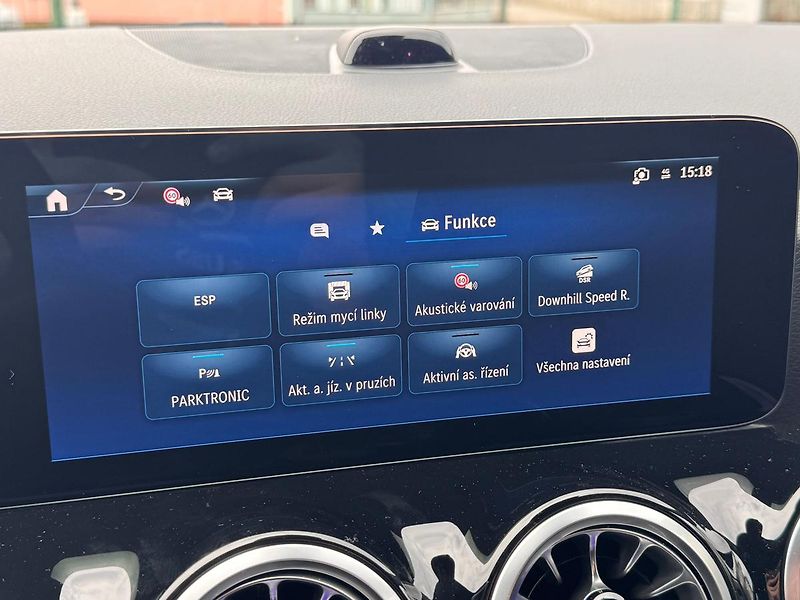 Mercedes-Benz GLA (2026) 200 d 4MATIC - fotka 19 z 24