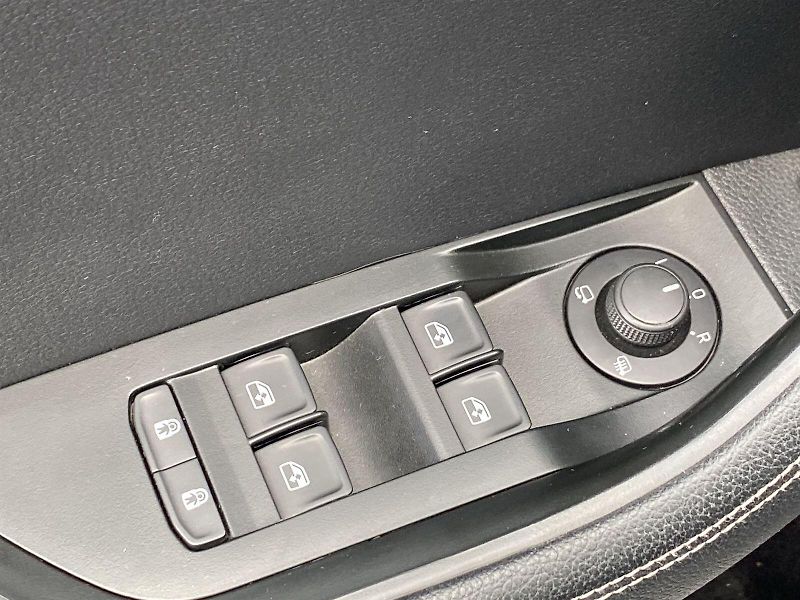 Škoda Superb (2021) Combi iV 1.4 TSI DSG Style - fotka 19 z 36