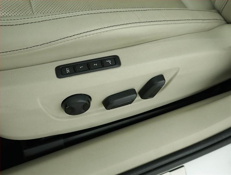 Škoda Superb (2023) Laurin&Klement 2.0 TDI - fotka 16 z 19