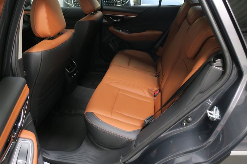 Subaru Outback (2025) 2.5i AWD TOURING - fotka 36 z 41