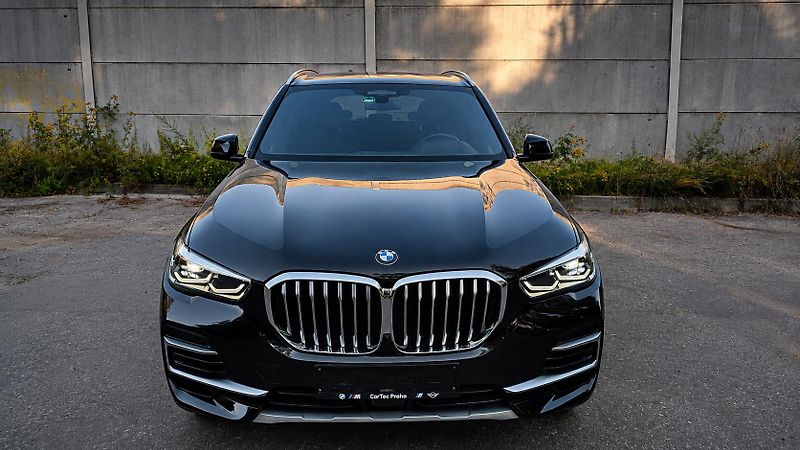 BMW X5 (2022) 30d M paket | 1. maj. - fotka 12 z 39