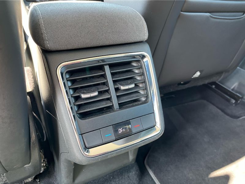 Škoda Enyaq iV 80 150 kW 82 kWh SoH 92% TČ - fotka 25 z 30