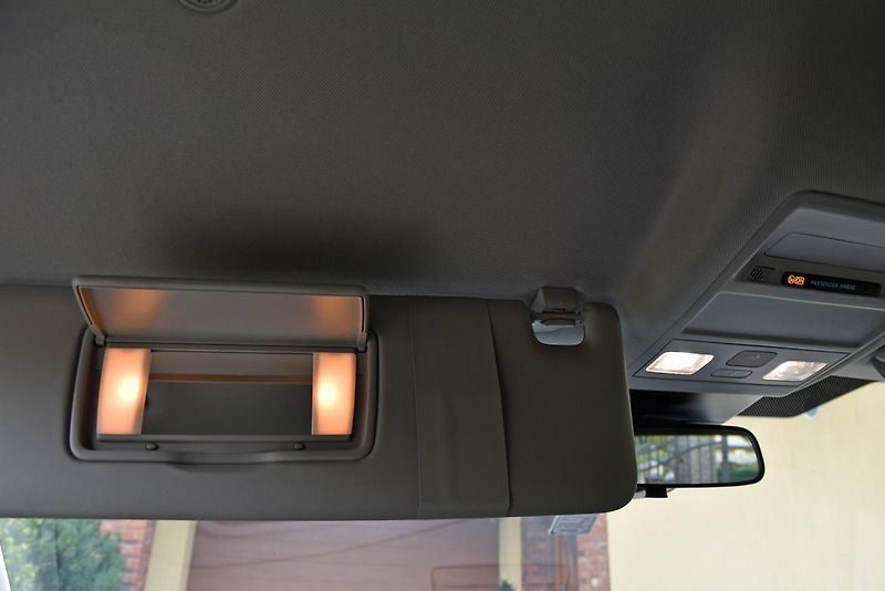 Ford Tourneo Custom L1 SPORT 2.0 EcoBlue/REZERVACE - fotka 38 z 50