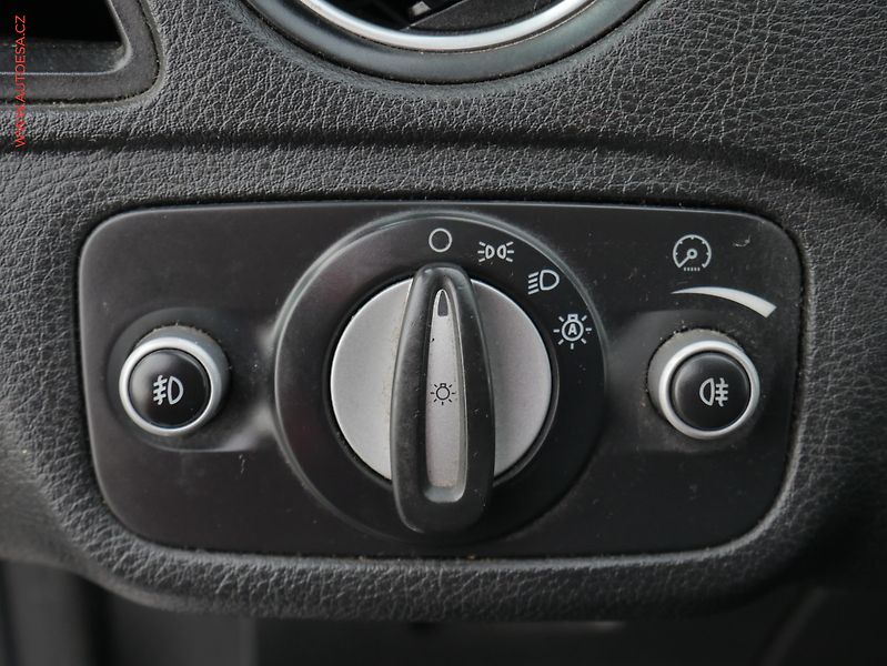 Ford Galaxy (2010) 2.0 TDCi, AT, xenon, kůže - fotka 21 z 24