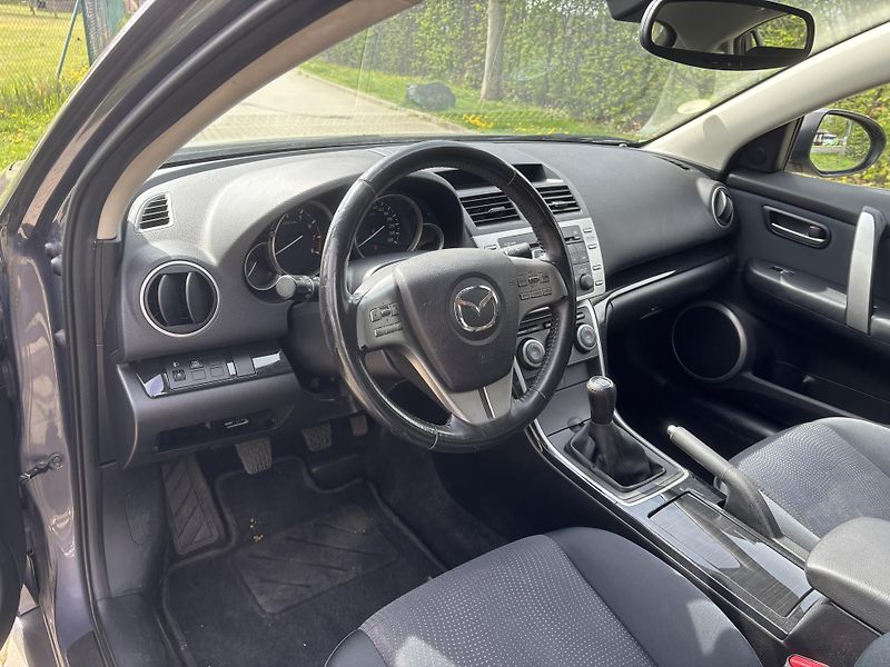 Mazda 6 1.8 Elegance - fotka 23 z 28