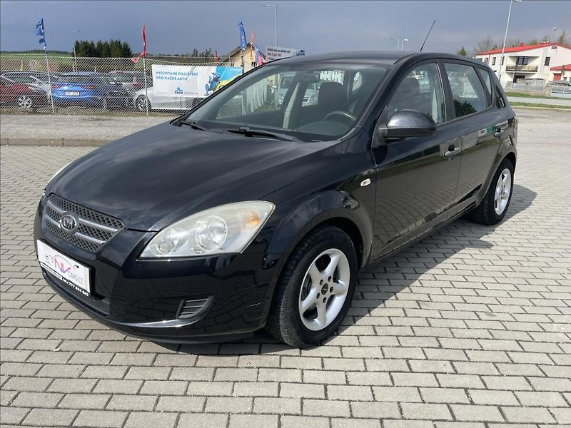 Kia Ceed 1,4 CVVT 80kW Tažné nová spojk - fotka 24 z 30