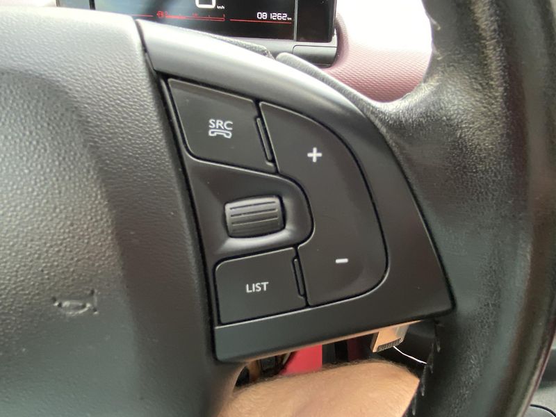 Citroën C4 Cactus (2019) 1,2 - PT - Panorama - fotka 26 z 48