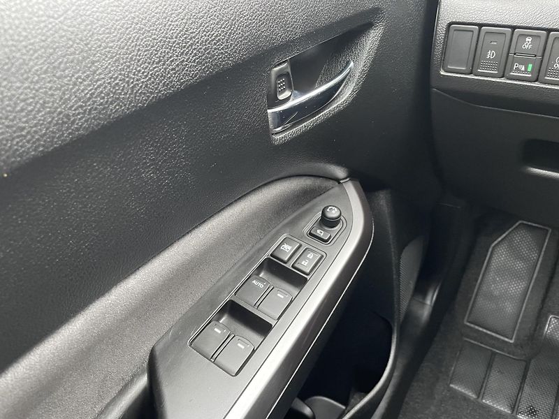 Suzuki Vitara (2020) 1.4 BoosterJet 103 kW LIMITED - fotka 25 z 33