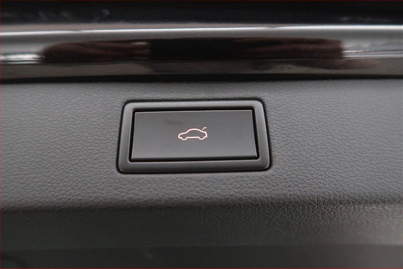 Škoda Kamiq (2020) Style Plus 1.5 TSI - fotka 17 z 19