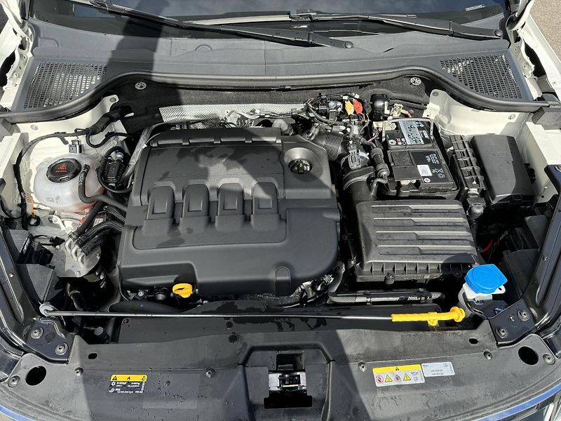 Škoda Karoq DRIVE 125 Years 1.6 TDI 85 kW - fotka 18 z 18