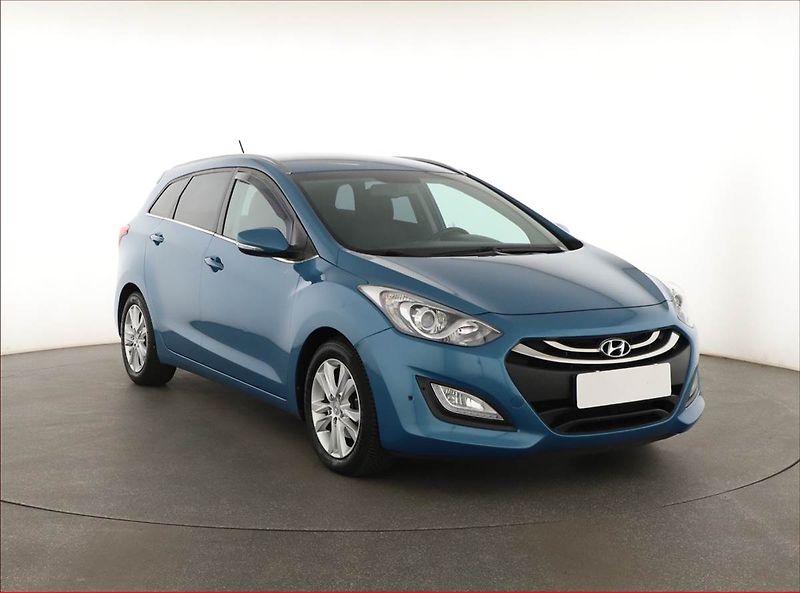 Hyundai i30 (2014) 1.6 CRDi, Tempomat - fotografie inzerátu