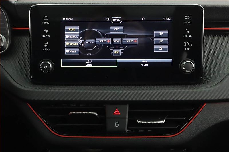 Škoda Kamiq (2026) 1.0 TSI, MONTE CARLO, AUTOMAT - fotka 14 z 18