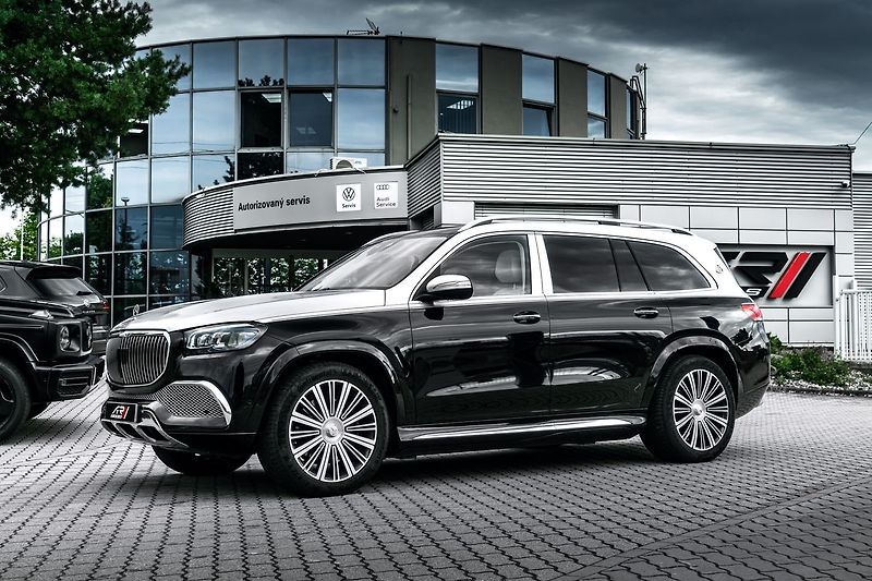 Mercedes-Benz GLS 4MATIC MAYBACH - fotka 30 z 30