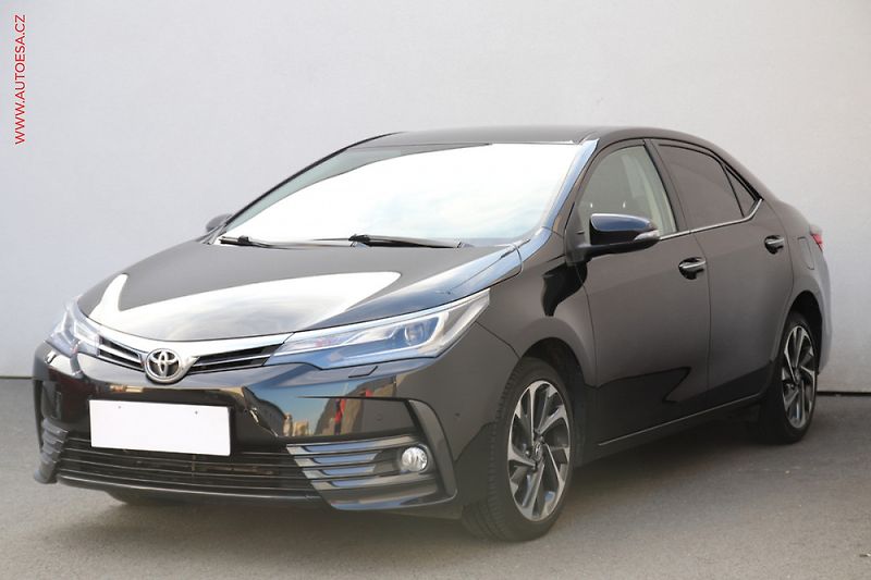 Toyota Corolla (2018) 1.6i, 1.maj,ČR, AC, TZ, park - fotka 3 z 3