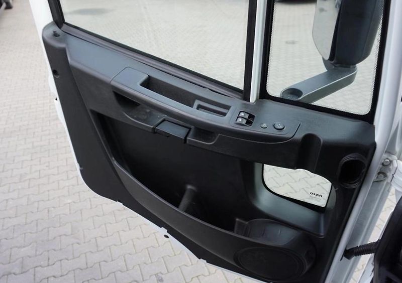 Iveco Eurocargo (2018) 160-250 chladák - fotka 14 z 15