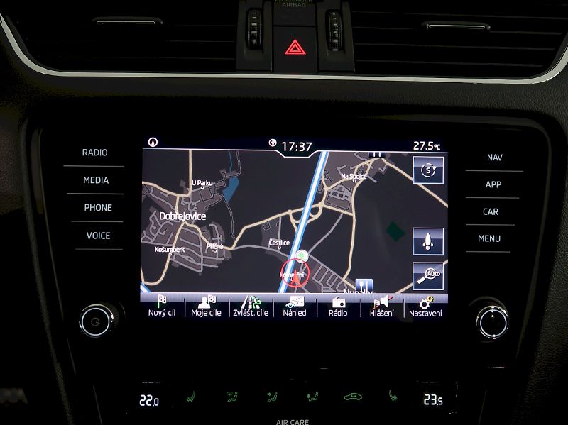 Škoda Octavia (2017) STYLE 2.0TDI 110KW DSG LED - fotka 24 z 35