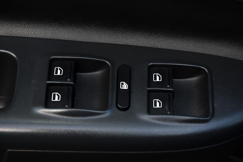 Škoda Octavia 2.0 TDi CR ELEGANCE,FACE,XENON - fotka 12 z 46