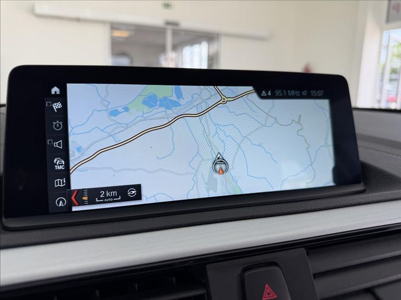 BMW Řada 1 3,0 i, M140i xDrive,Shadow,400 - fotka 20 z 41