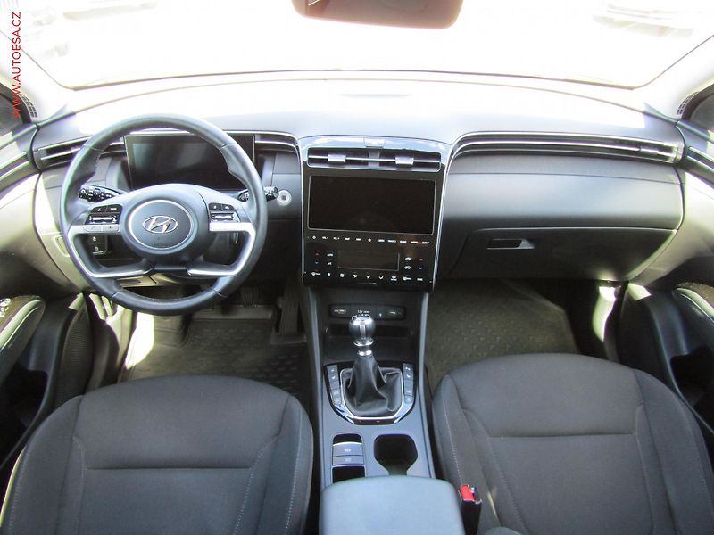 Hyundai Tucson (2021) 1.6 TGDi 4x4, 1.maj,ČR, AT - fotka 10 z 26