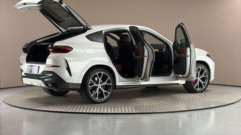 BMW X6 30d AUT xDrive M-paket - fotka 6 z 30