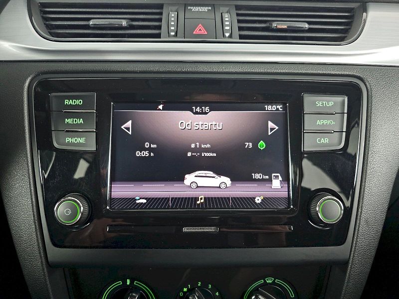 Škoda Rapid (2018) 1.0TSI 81KW AMBITION PLUS - fotka 12 z 25