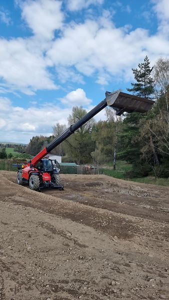 Manitou (2022) 1335 EASY 75D ST5 S1 - fotka 2 z 23