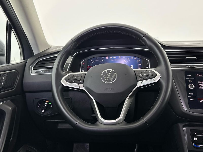 Volkswagen Tiguan Elegance 4MOT DSG - fotka 18 z 30
