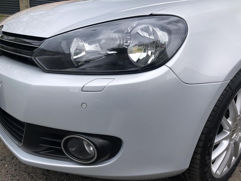 Volkswagen Golf Variant (2011) 2,0TDi STYLE nez. rezervace - fotka 48 z 68